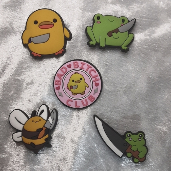 Animal With Knife Croc Charms Jibbitz Set O 5 - Picture 1 of 2